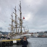 Altes Schiff zum Besichtigen im Hafen von Bergen